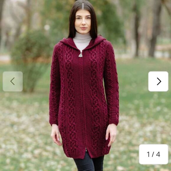 ARAN CRAFTS Irish Merino Wool Wine Red Chunky Knit Hooded Celtic Jacket Sm - Picture 1 of 8